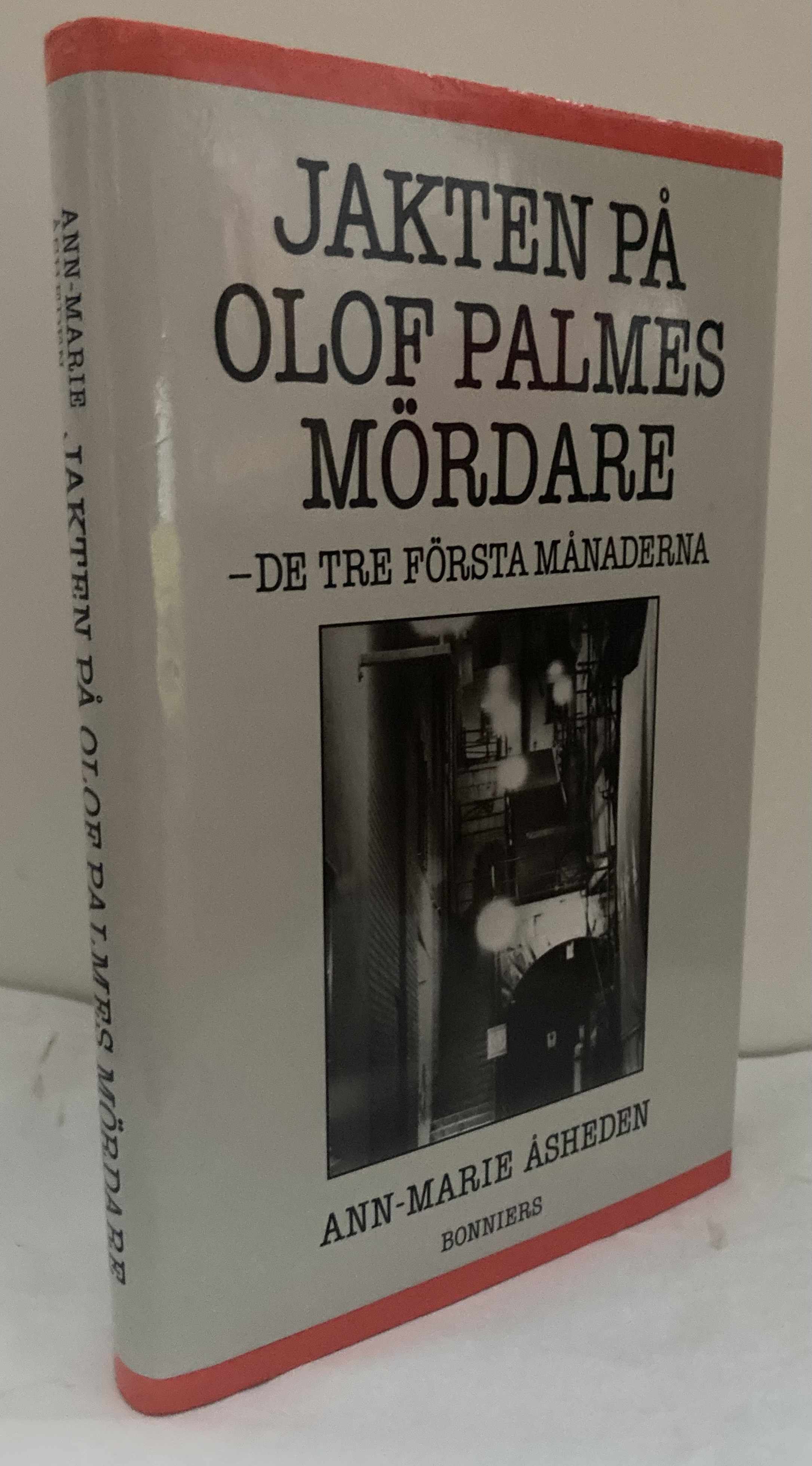 Jakten på Olof Palmes mördare - de tre första månaderna