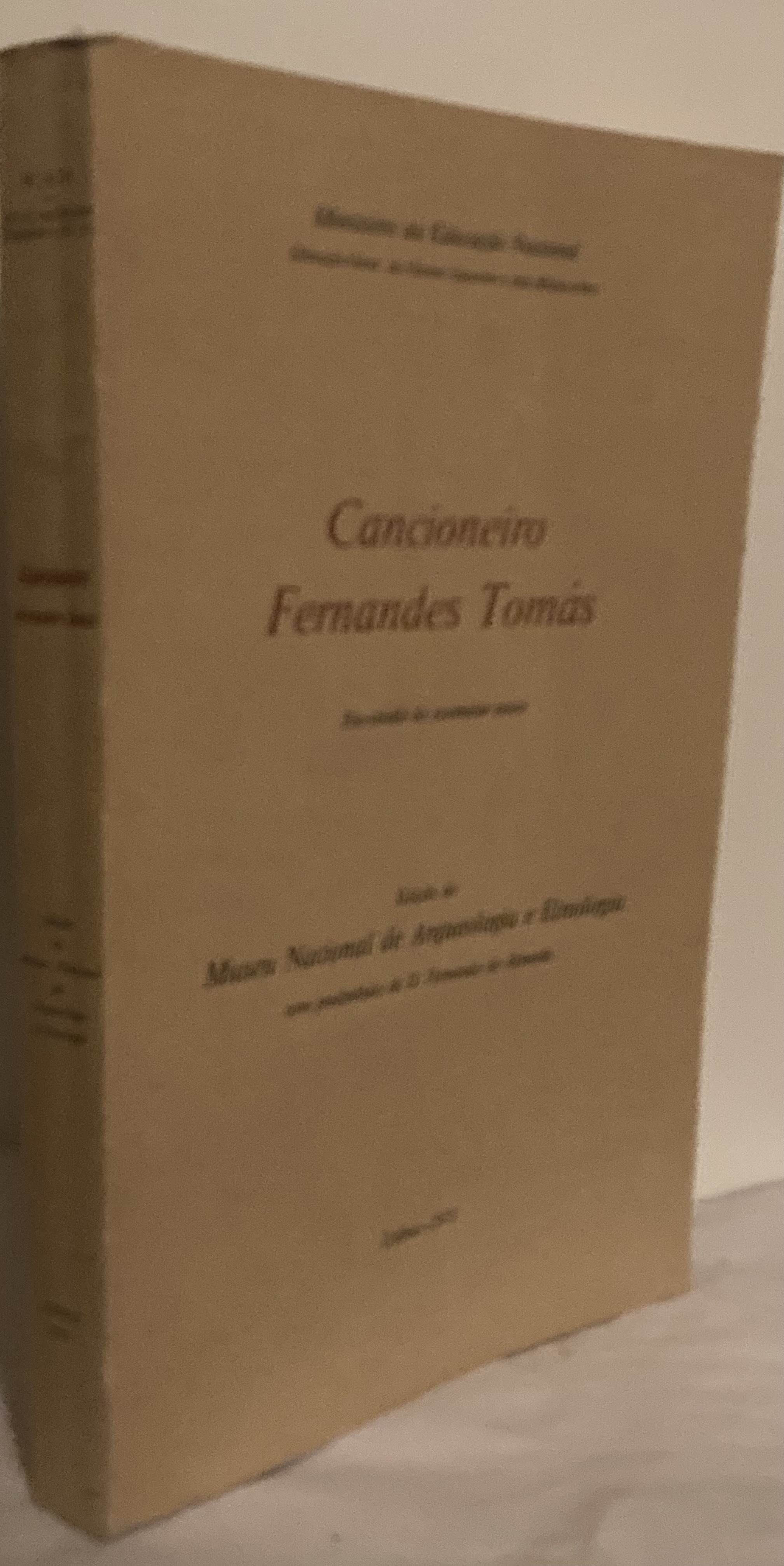 Cancioneiro Fernandes Tomás. Fac-símile do exemplar único