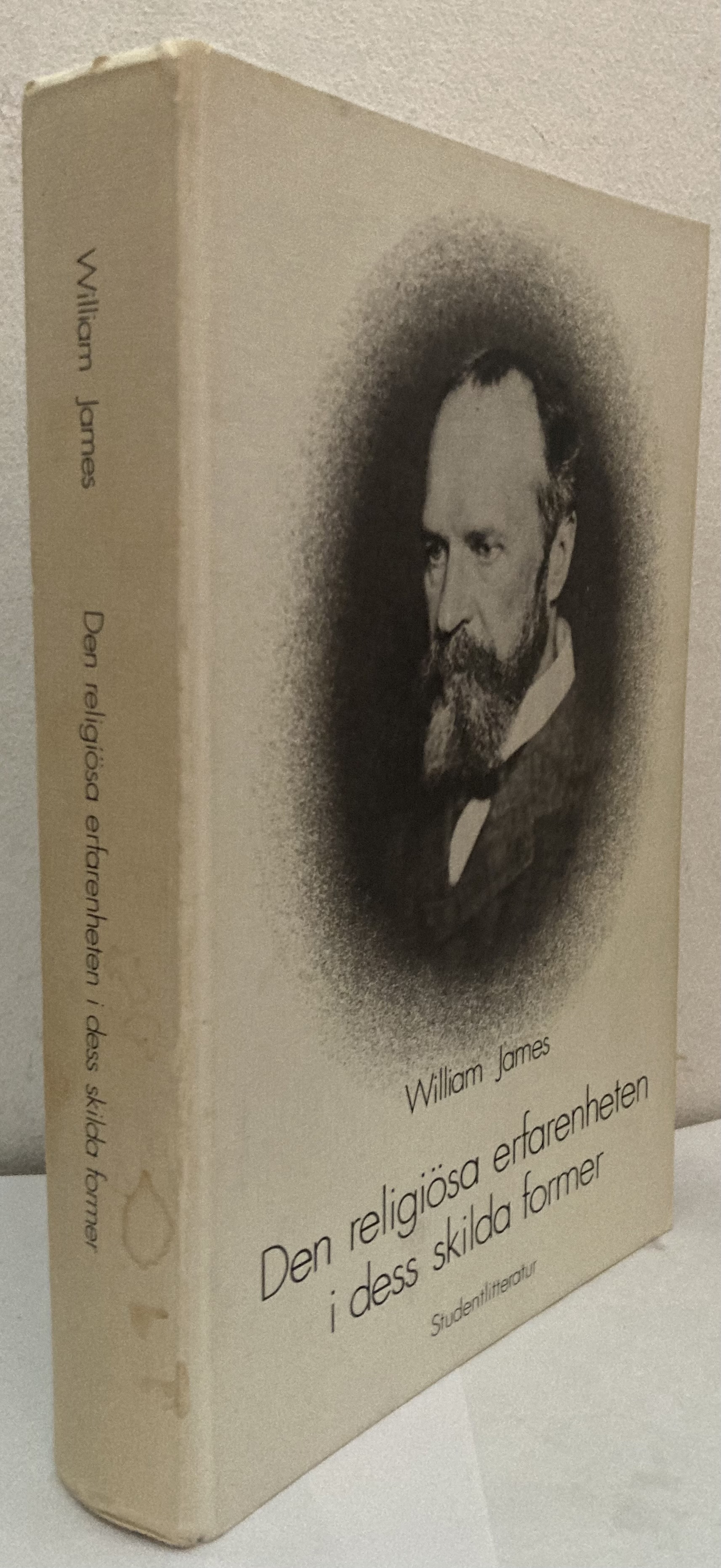 Den religiösa erfarenheten i dess skilda former : föreläsningar hållna i Edinburgh 1901-1902